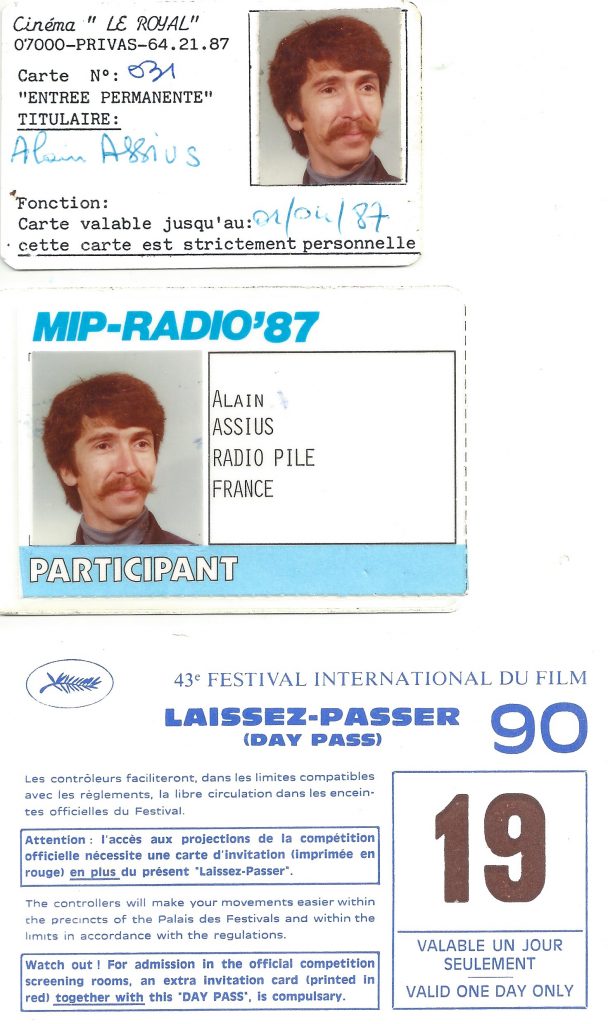 Radio PILE, cartes d'accréditation.